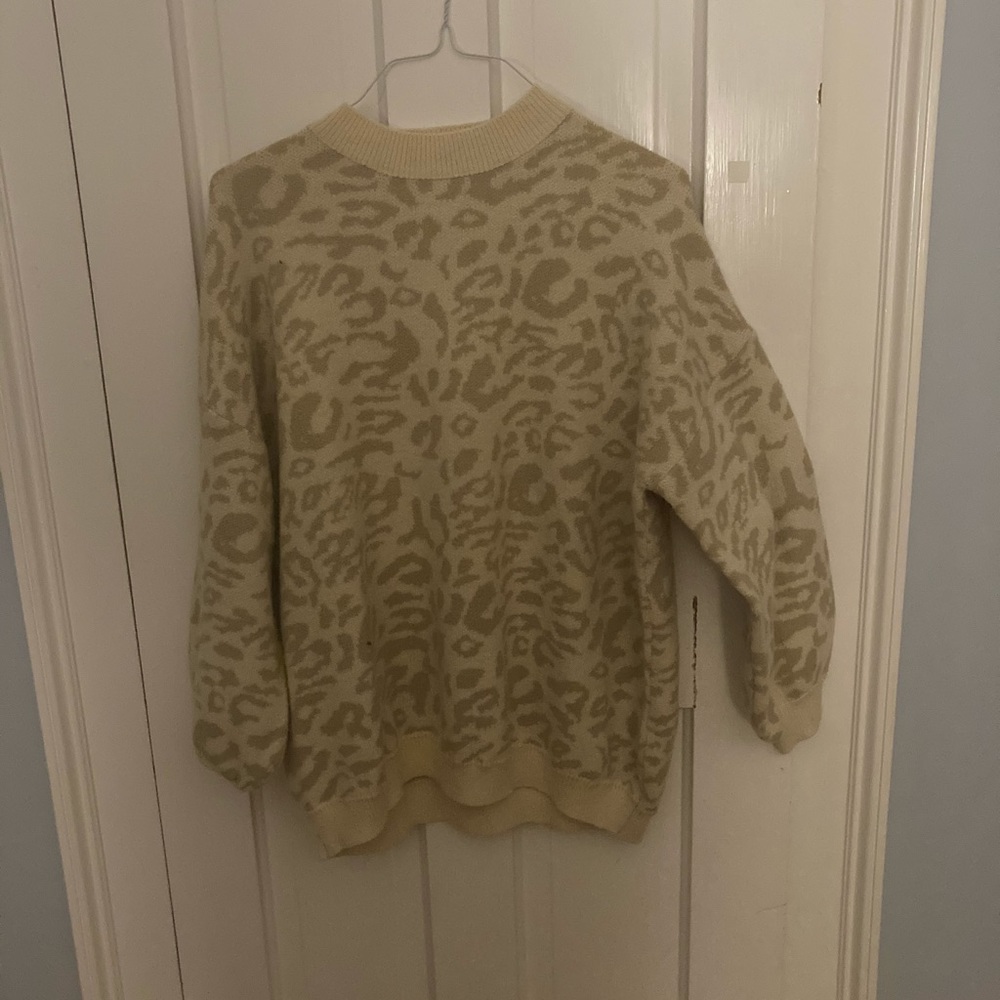 Goodnight Macaroon Medium Leopard Print Sweater